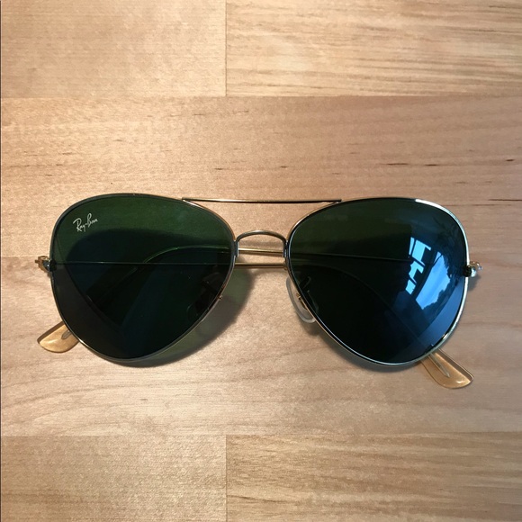 Ray-Ban Classic Aviator Sunglasses - Picture 6 of 11